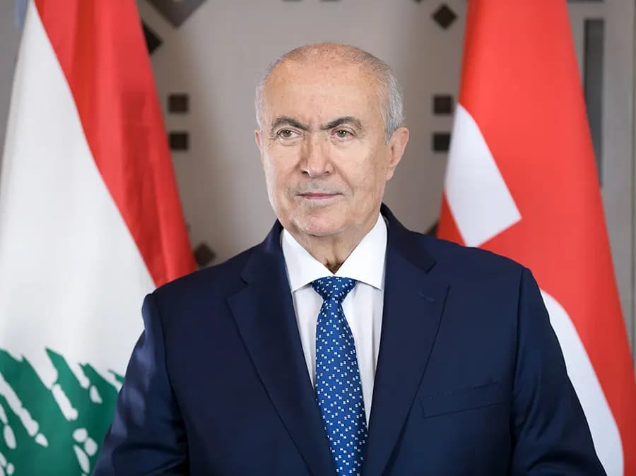 "مخزومي" ينسحب!