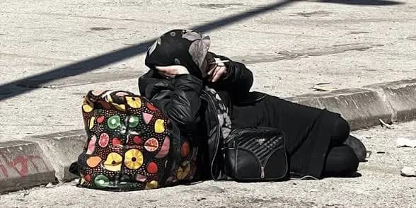 "بعد سرقة نازحة".. شعبة المعلومات توقف ثلاث سيدات!