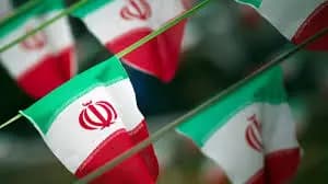 "أخلوا موانئكم فوراً".. إيران تنذر الإمارات!