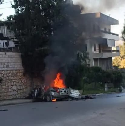 بالصور.. استهداف سيارة جنوبًا