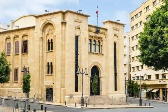 عقوبات أميركية تطال نوابًا.. وشخصيات لبنانية!