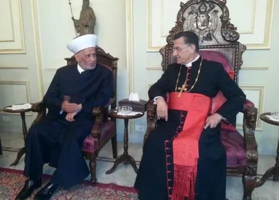 دريان يطمئن إلى صحة "الراعي".. ويستنكر الإساءة