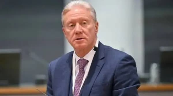 رجي: "دولة واحدة.. سلاح واحد"