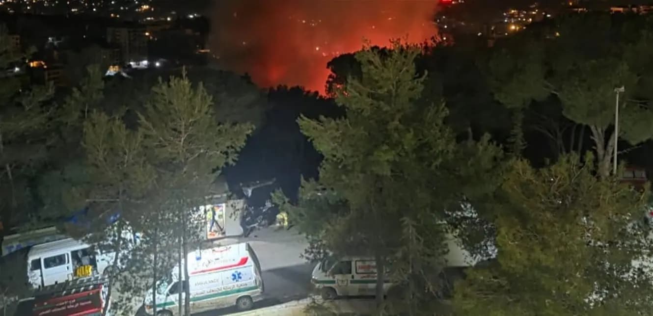 غـ.ـارة قرب مركز "النبطية".. و11 جريـ.ـحا من الدفاع المدني