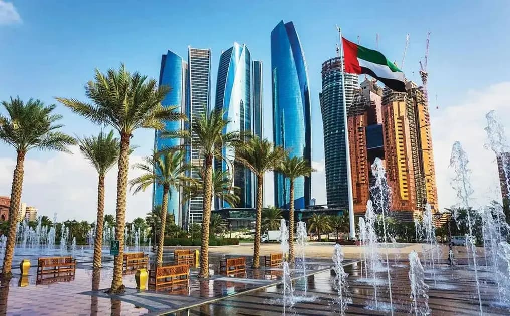 الهجمات الإيرانية تُقابل بإدانة إماراتية