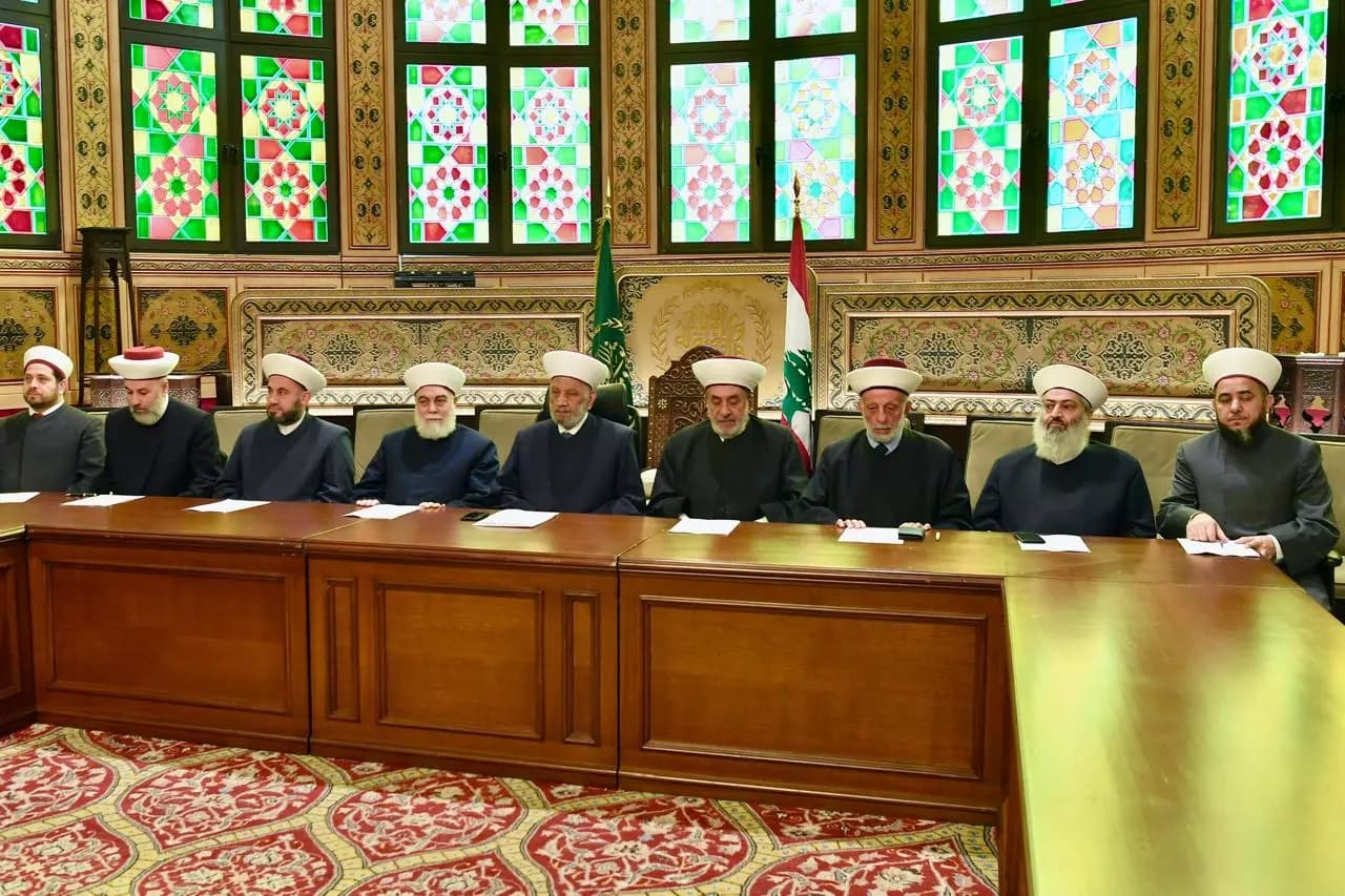 "لدار الفتوى مقامها ودورها".. مجلس المفتين يحذّر