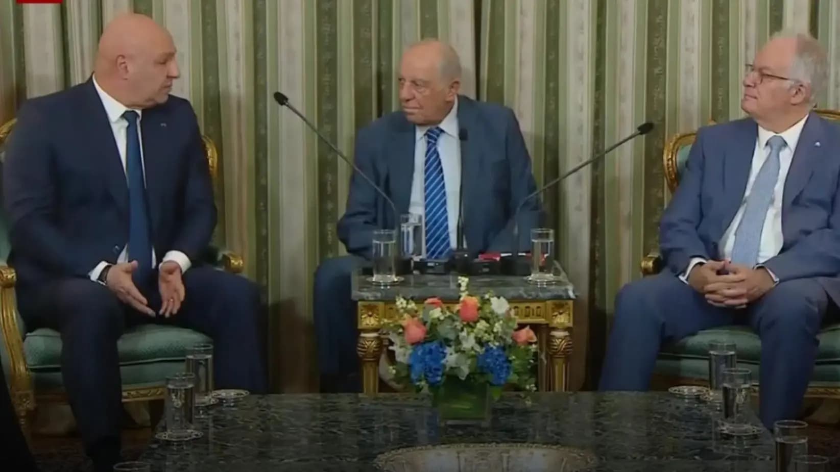 عون يلتقي نظيره اليوناني: تعبنا من الحروب.. ومصممون على إنهاء العداء