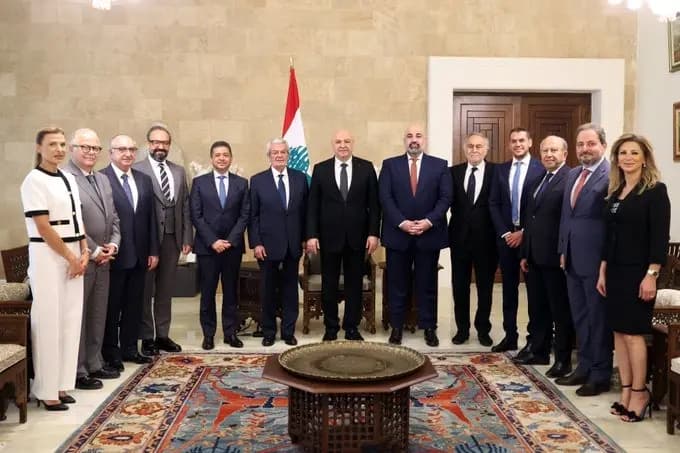 عون لوفد "الفنادق": نحصّن قطاعاتنا