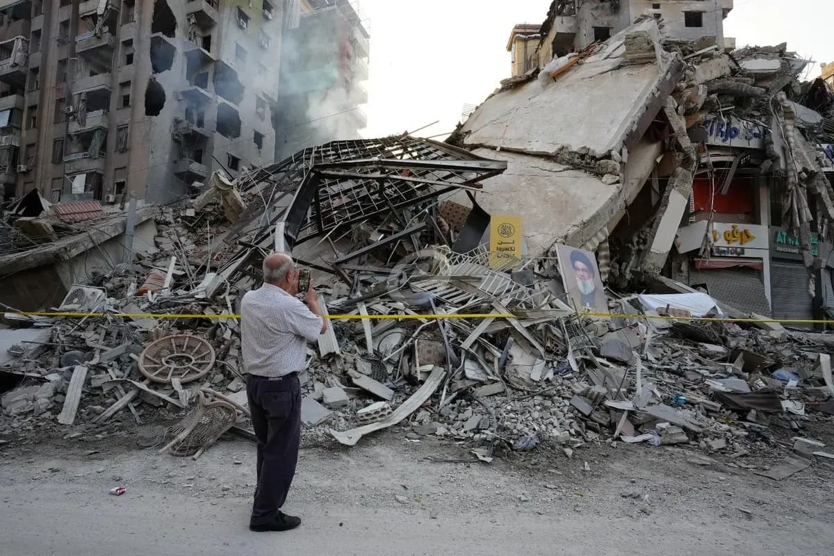 نهبوا منزلًا قصـ. ـفه العـ. ـدو.. فسقطوا بقبضة المخابرات
