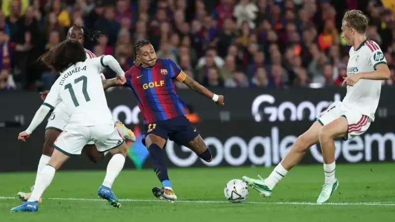 "الملكي" يُسقط برشلونة المتصدر…ويشعل الليغا!
