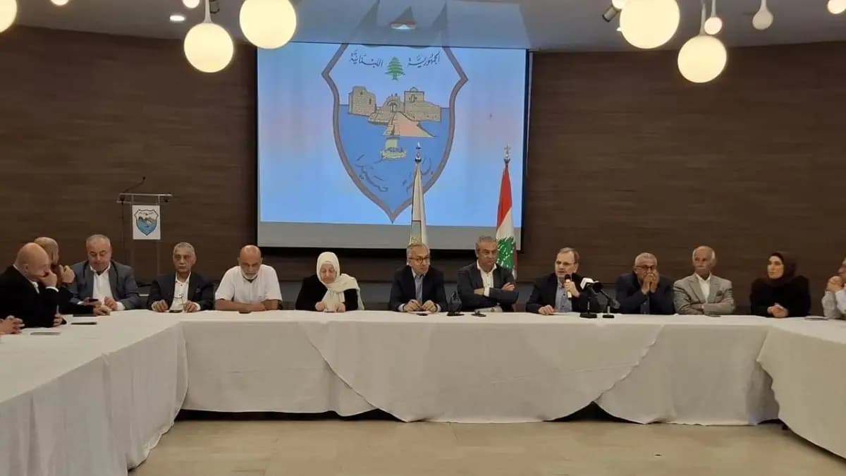 صيدا تبحث مع الوزير البساط خطة لإنعاش اقتصادها