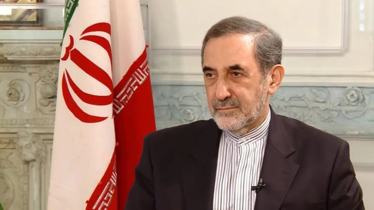 ولايتي: أي تفاهم بشأن هرمز يُعدُّ انتصارًا
