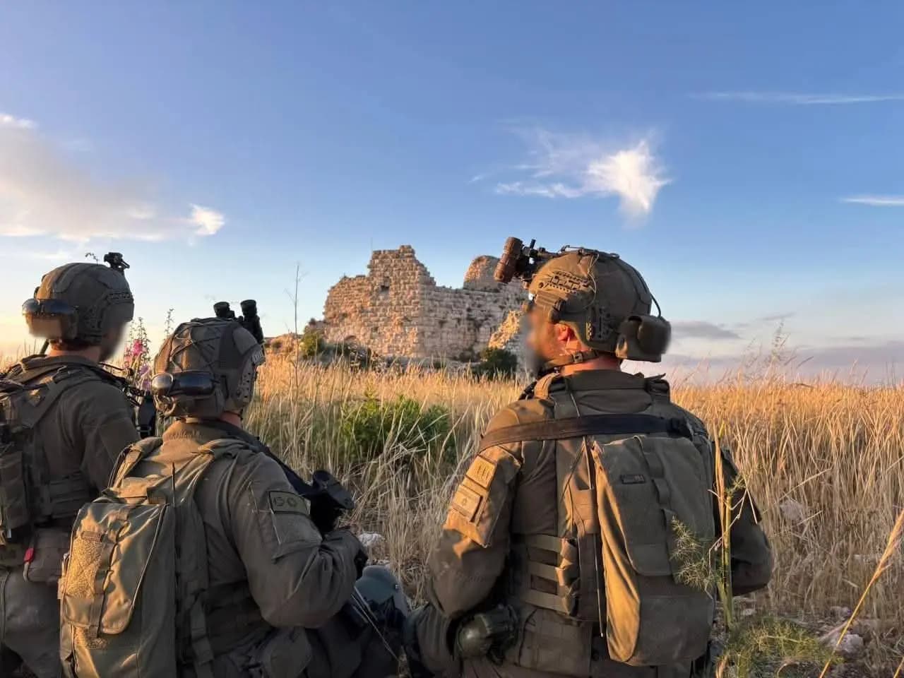 الجيش الإسرائيلي يعلن السيطرة على قلعة الشقيف