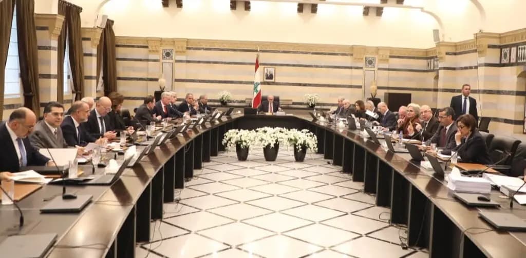 وزراء الثنائي يلوّحون بمقاطعة جلسة السراي!