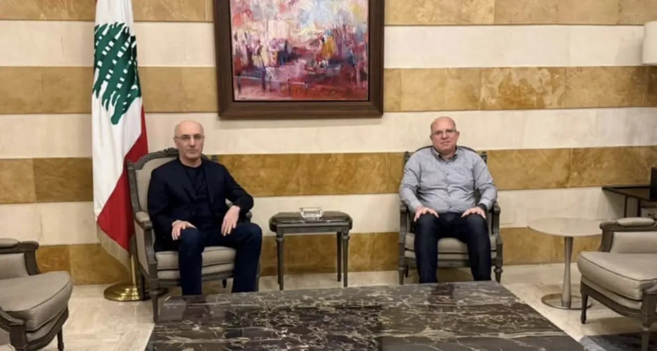 اجتماع بين الحجار وحيدر لبحث أوضاع العمال في لبنان