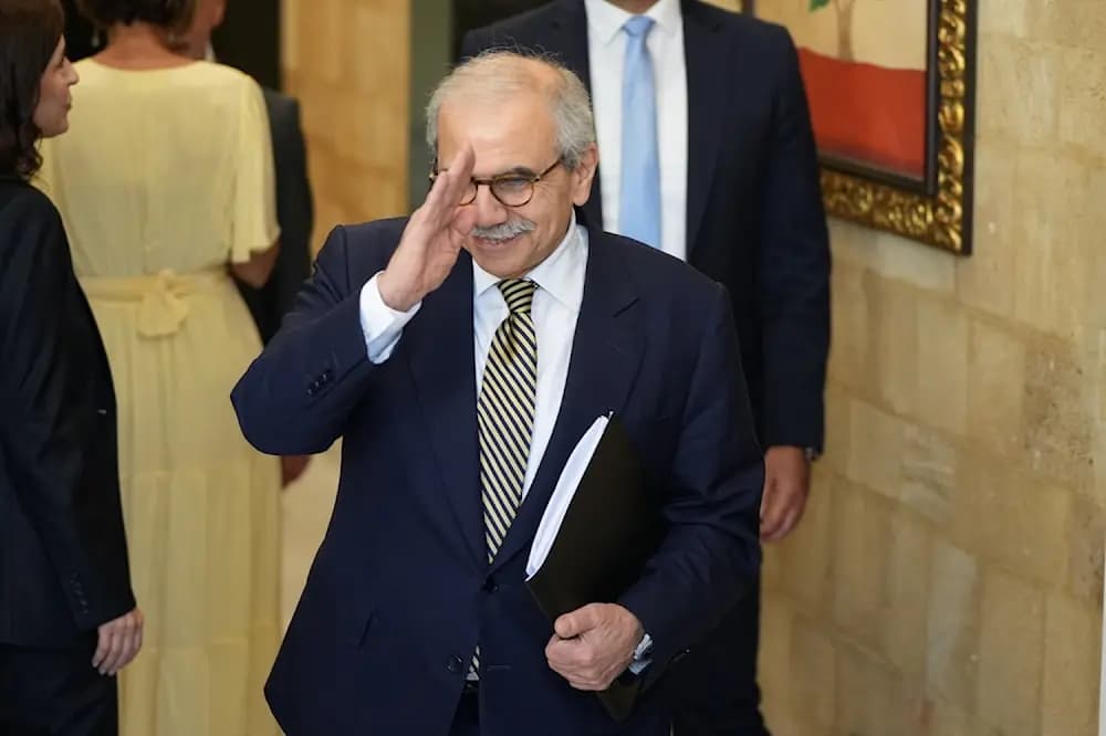 بعد الجدل الذي أثير حول مصافحة ترامب.. هكذا علق سلام!