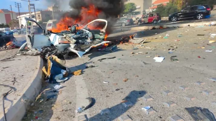 استهداف سيارة في صور.. وجرحى للصليب الأحمر