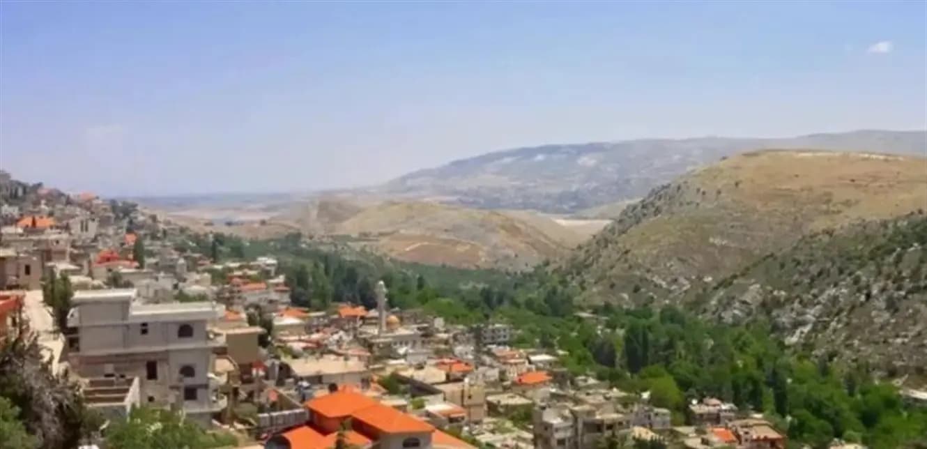 سحمر تطالب بتحرك عاجل لاحتواء أزمة النزوح