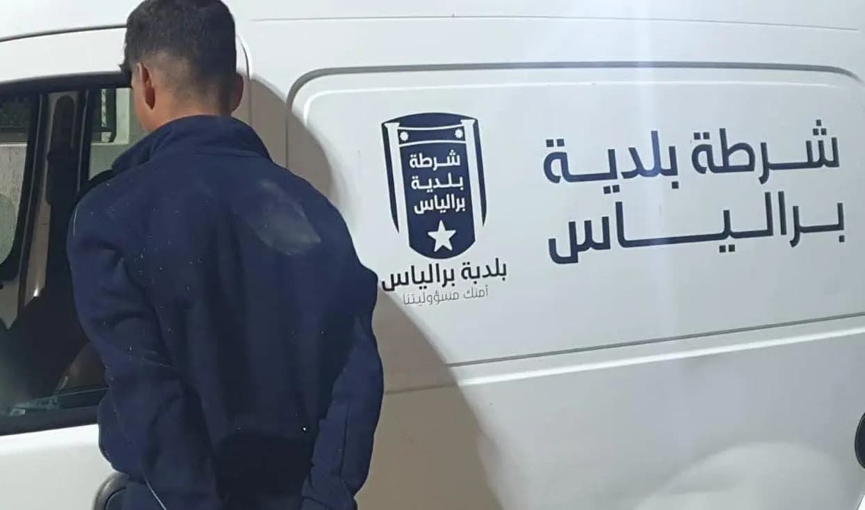 سقط أثناء السرقة.. ففضح شبكة كاملة في بر الياس