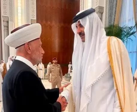دريان يقدّم التعازي لأمير قطر في الدوحة