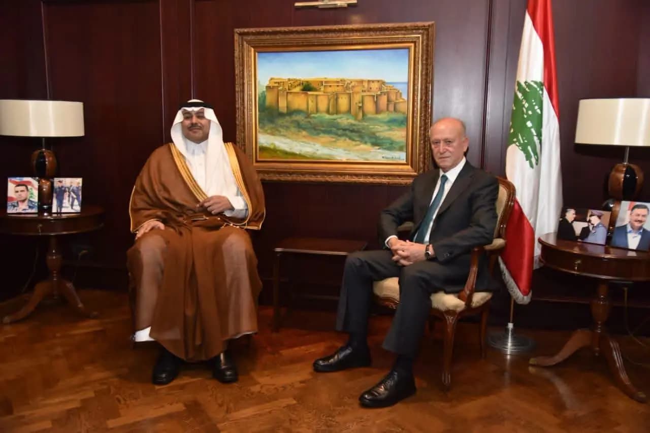 " لا عوائق سعودية".. ومساعٍ لإعادة العمرة برًا!