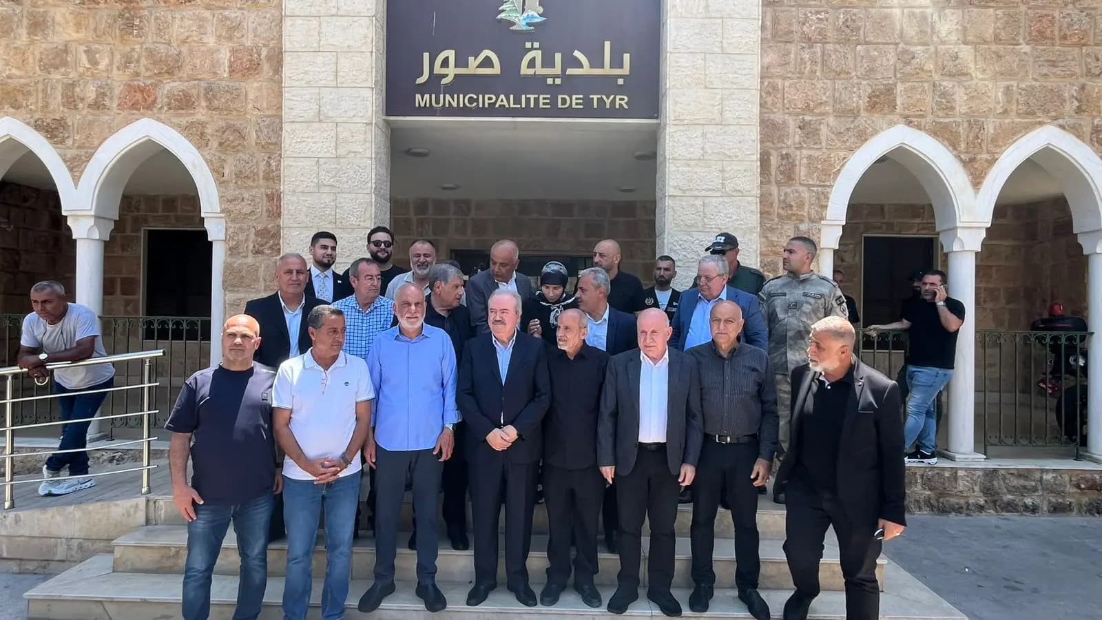وزير المالية يتفقد أوضاع صور.. وهذا ما تم بحثه