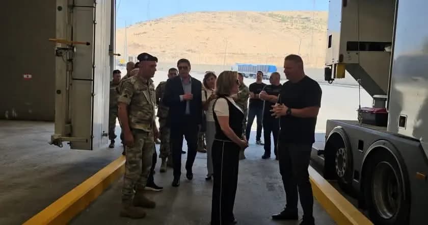 رسميا.. بدء تشغيل جهاز السكانر في معبر المصنع
