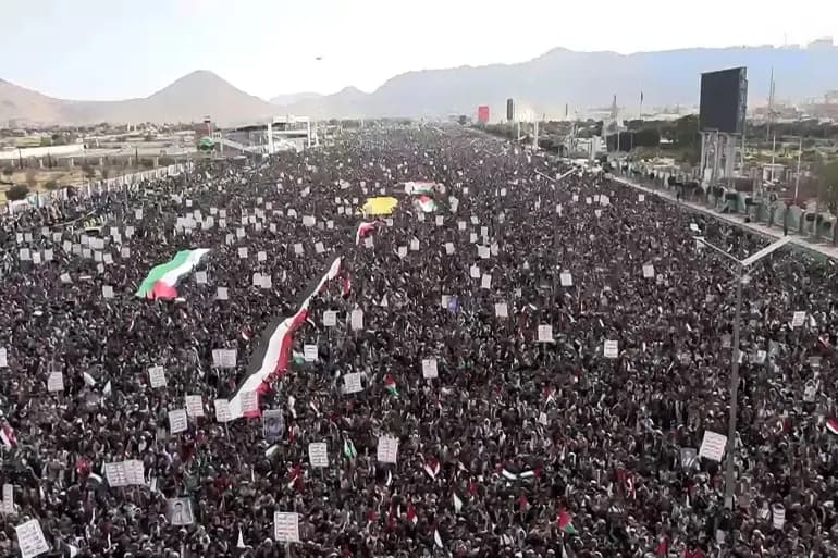 القوات المسلحة اليمنية تعلن تنفيذ عملية مشتركة مع الحزب وإيران