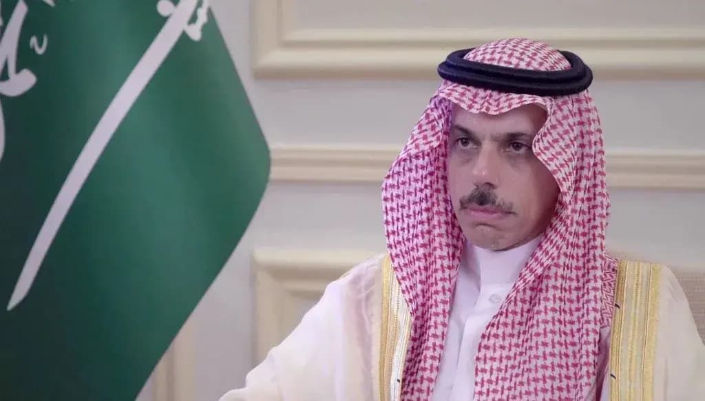 "بن فرحان" في بكين في زيارة رسمية