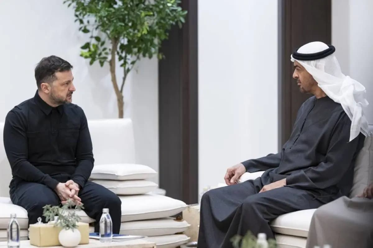 بن زايد: نتعامل مع الأزمة بحكمة وصبر.. ونحتفظ بحق الدفاع عن النفس