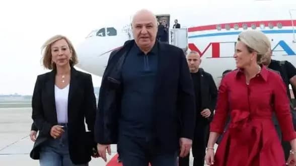 3 ملفات يحملها عون.. والجنرال كليرفيلد إلى بيروت
