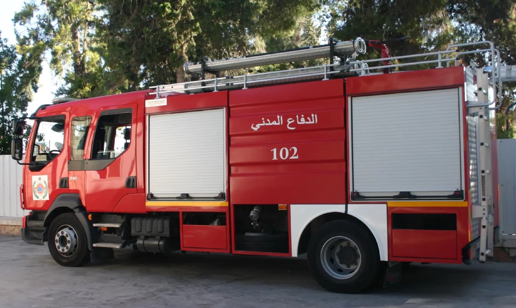 إصابة عنصرين من الدفاع المدني في النبطية