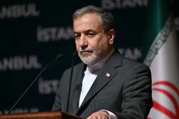 عراقجي: لا مفاوضات نووية مع العدو