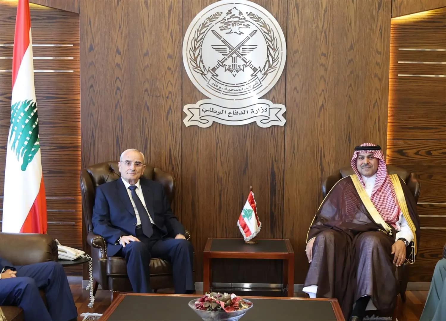 "زيارة تعارف".. منسى يستقبل السفير السعودي في لبنان