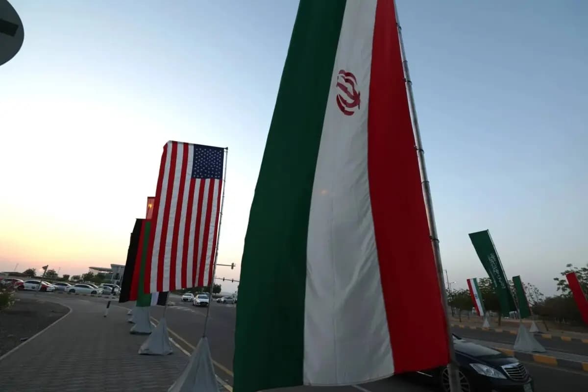 الدول الأربع الكبيرة تُرحب بالاتفاق وتُبدي استعداداً لرفع العقوبات