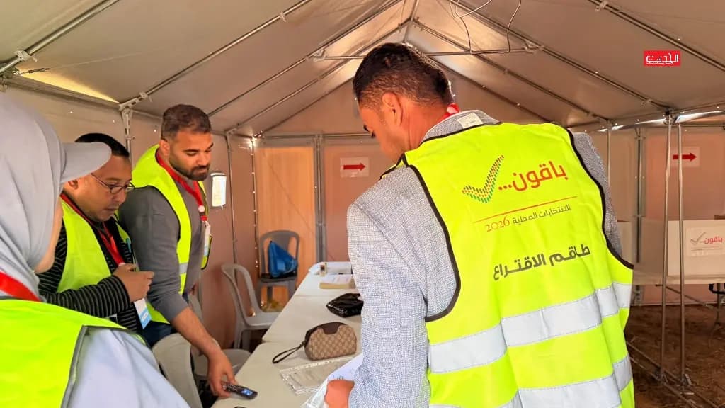 فلسطين تفتح صناديقها.. الضفة وغزة تنتخبان لأول مرة منذ اندلاع الحـ. ـرب