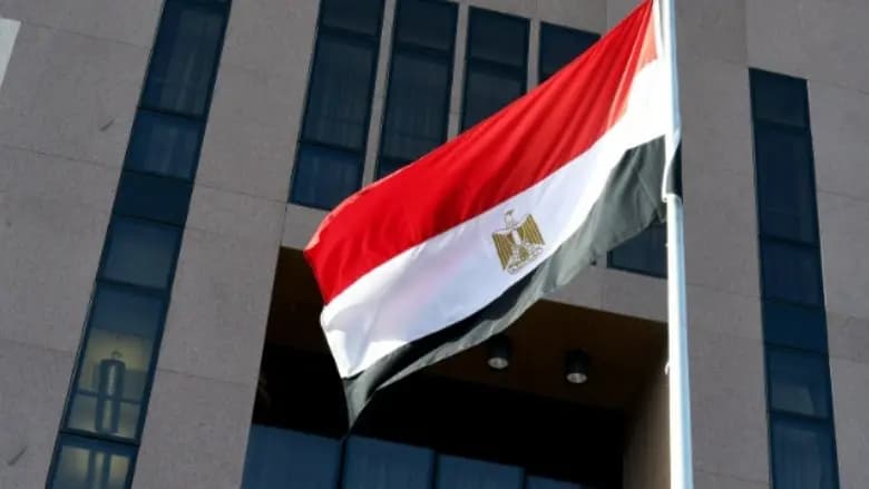 القاهرة تدعو لانسحاب إسرائيلي كامل من لبنان