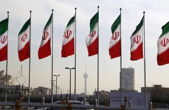 إيران: من يستضيف العسكريين الأميركيين يصبح هدفًا