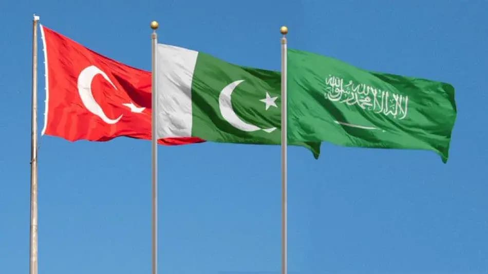 "باكستان والسعودية وتركيا".. اجتماع عاجل لقادة الجيوش!