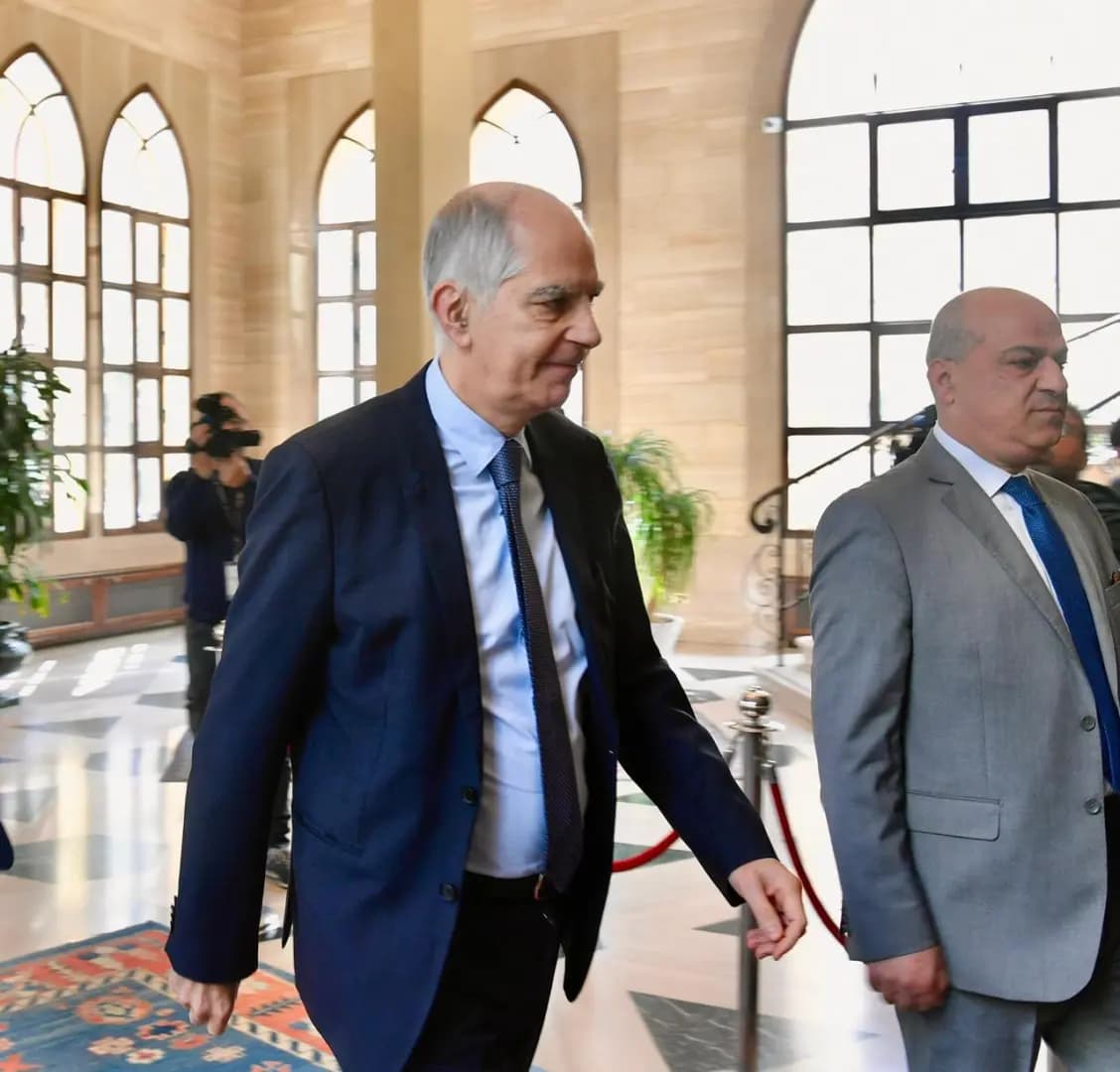 بري يستقبل السفير الفرنسي: نتمسك "بالميكانيزم"