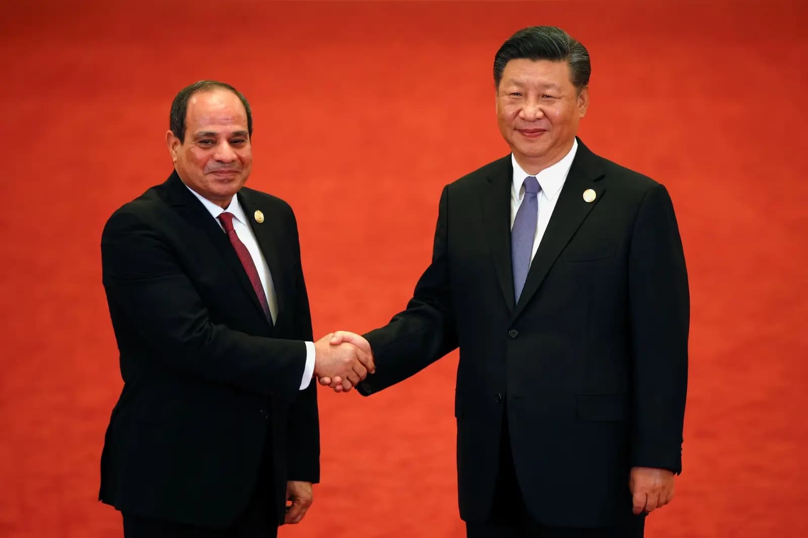 السيسي يستقبل نظيره الصيني