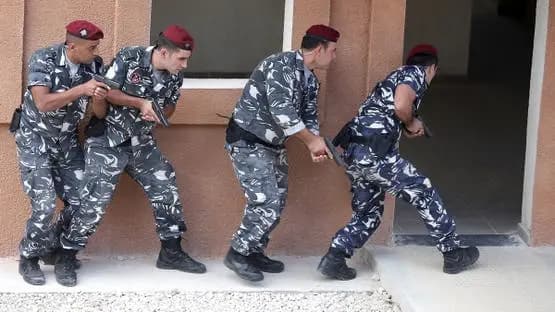 سارق ماكر.. أخفى المسروقات في مكان غير متوقع!