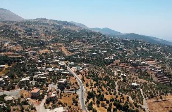 جنوبا.. إسرائيل تختطف عضو بلدية وعاملا!