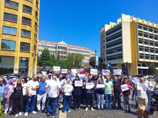 "تحرك أمام السراي".. العاملون في الجامعة اللبنانية يرفعون الصوت