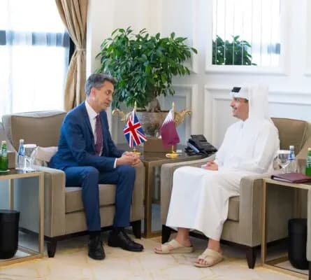 "قطر وبريطانيا".. خفض التصعيد أولًا