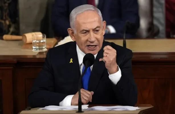 نتنياهو لا يستوفي شروط العفو!
