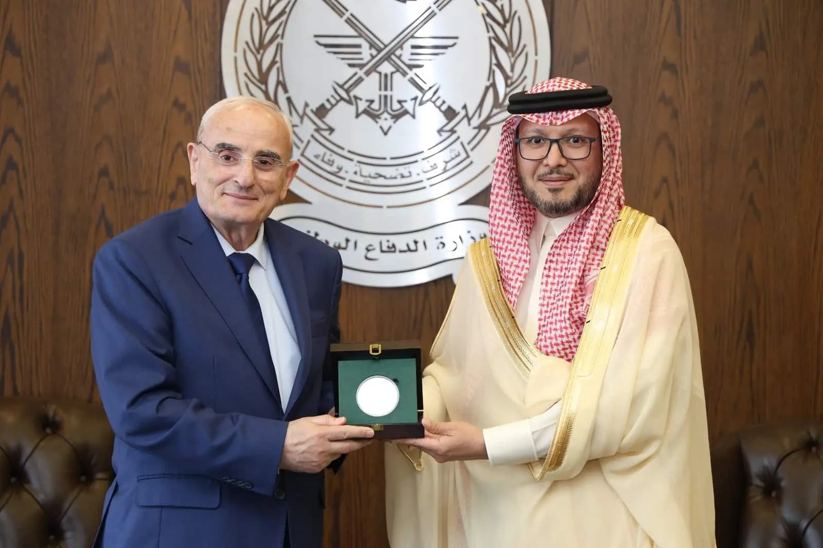 "السعودية تقف إلى جانب لبنان".. منسى يستقبل بخاري