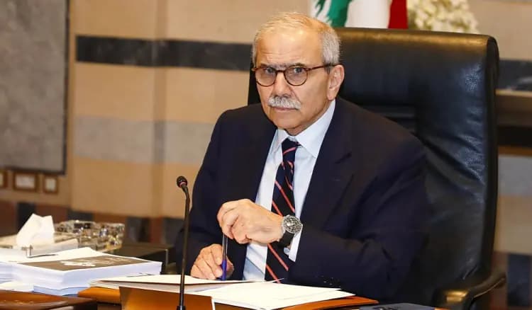 سلام يهنئ نظيره العراقي ويؤكد تعزيز التعاون بين البلدين