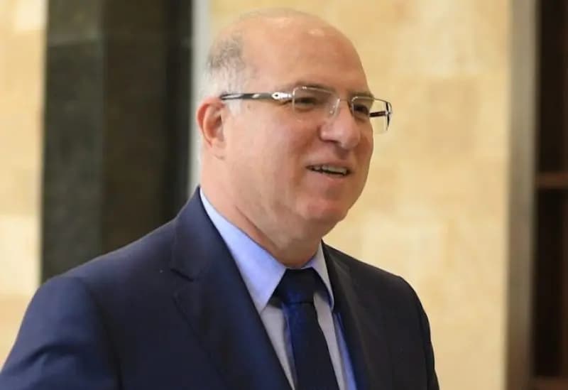 لهذا السب.. وزير العمل غادر إلى جنيف