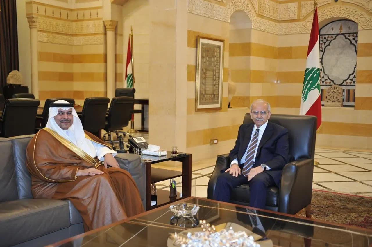 سلام يستقبل السفير السعودي.. وبحث في سبل تعزيز التعاون المشترك